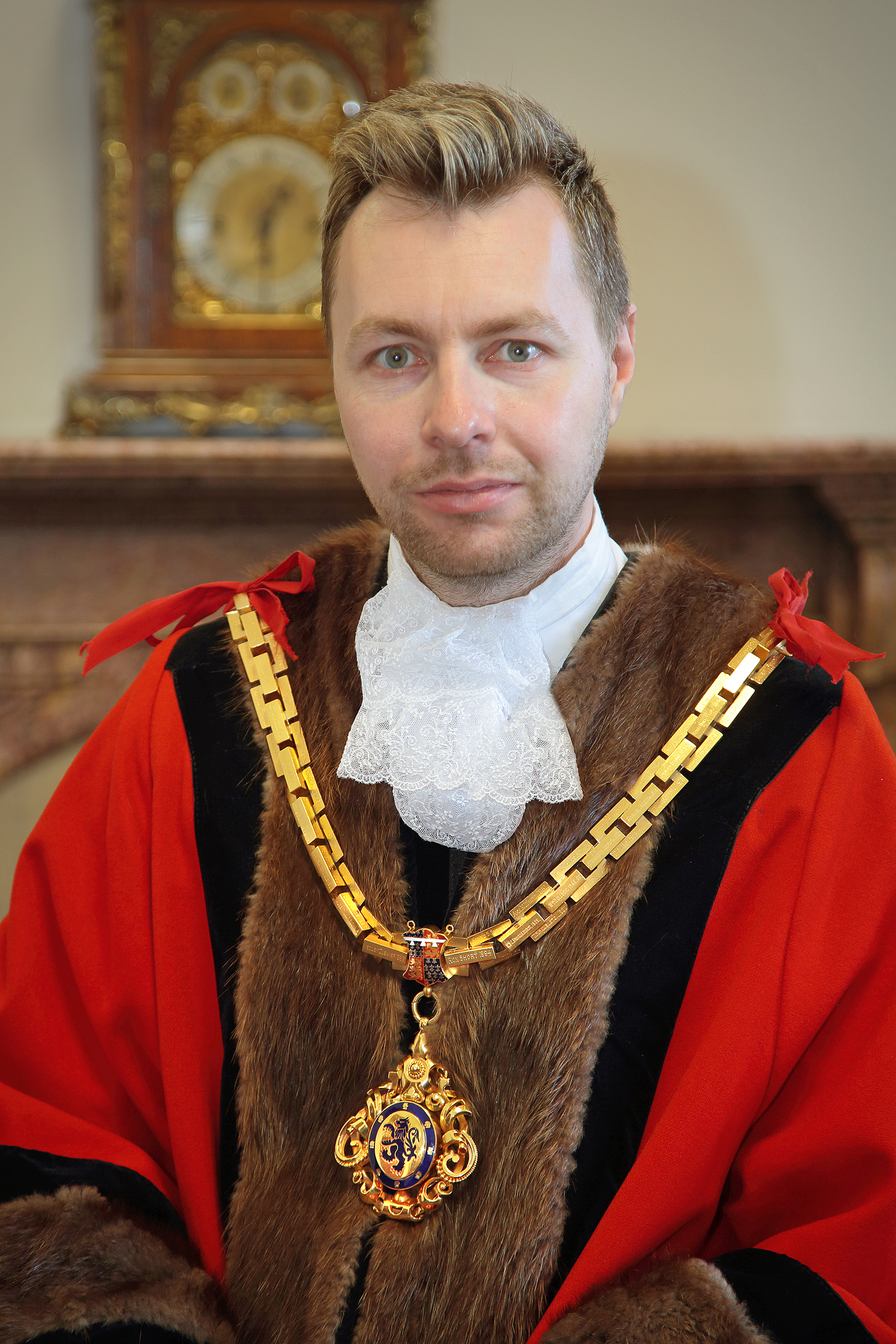 Mayor of Macclesfield Cllr Alift Harewood-Jones & Deputy Mayor Cllr Beverley Dooley